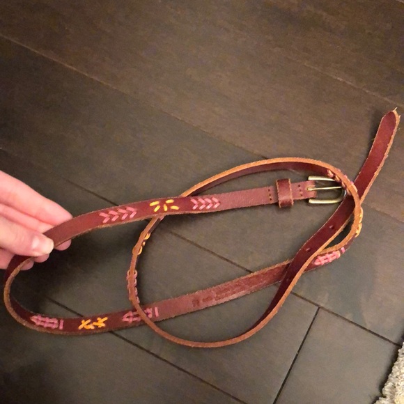 FREE JCrew Belt - Picture 1 of 6